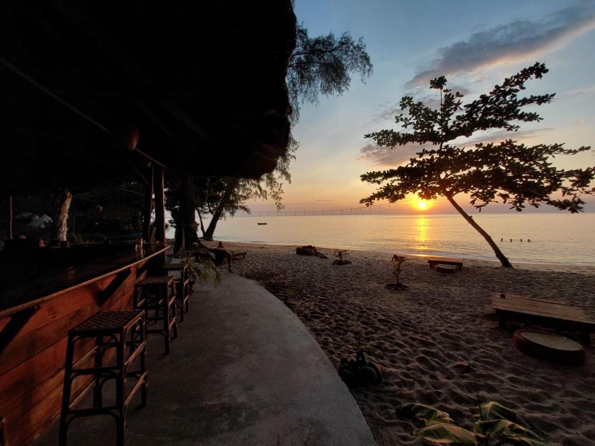 Kamaku Bungalows Đảo Koh Rong Samloem Ngoại thất bức ảnh